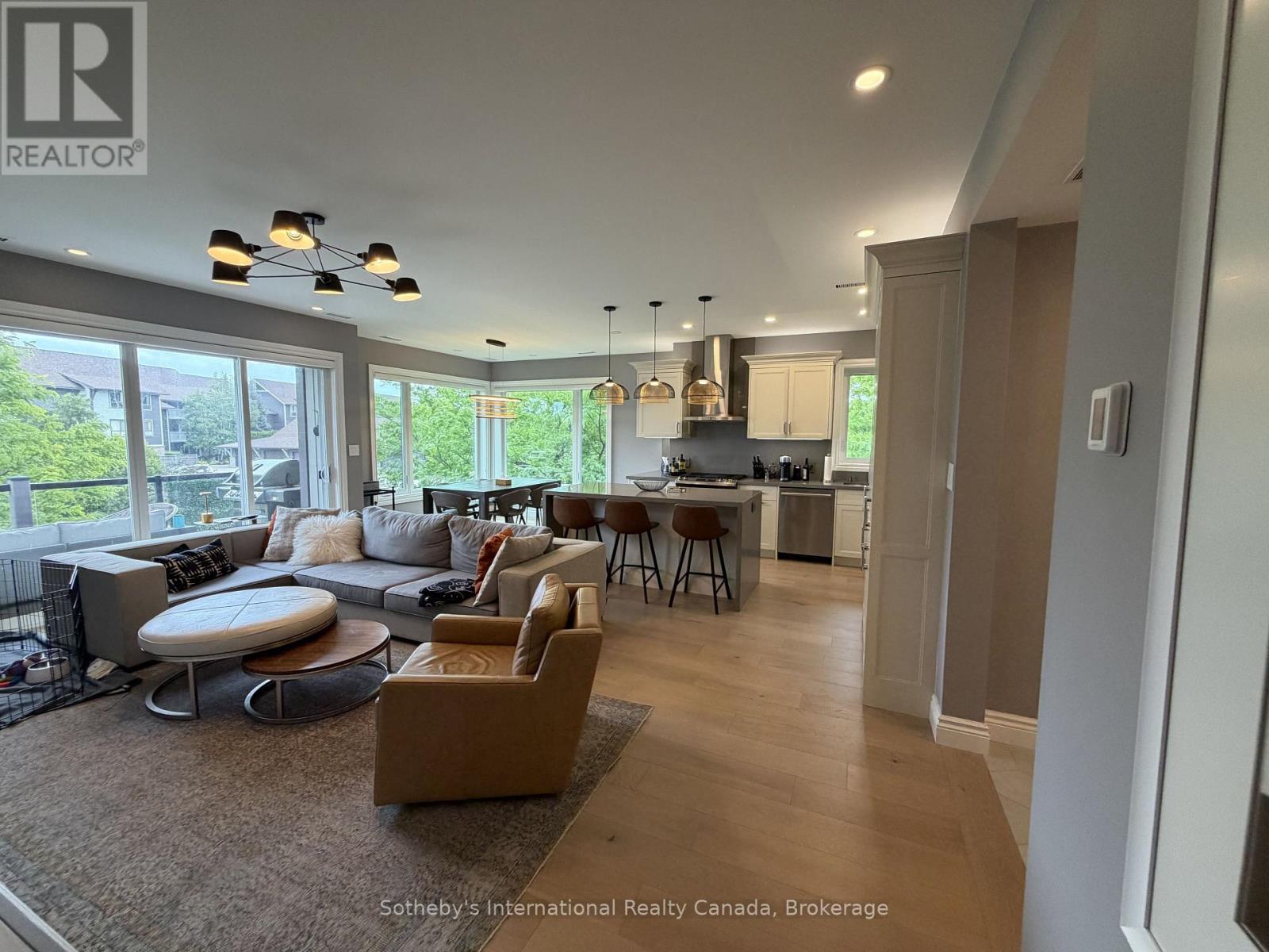 658 Johnston Park Avenue, Collingwood, Ontario  L9Y 5C7 - Photo 1 - S13657888