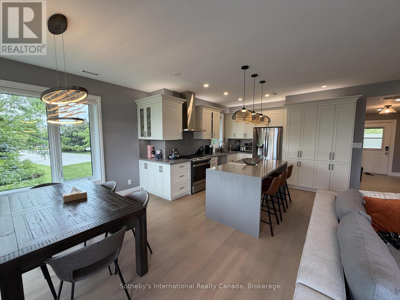 658 Johnston Park Avenue, Collingwood, Ontario  L9Y 5C7 - Photo 8 - S13657888