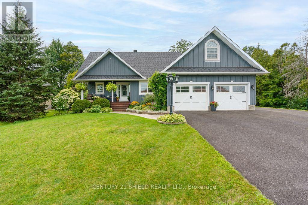 16 Fraser Street, South Stormont, Ontario K0C 2A0 - Photo 2 - X13657874
