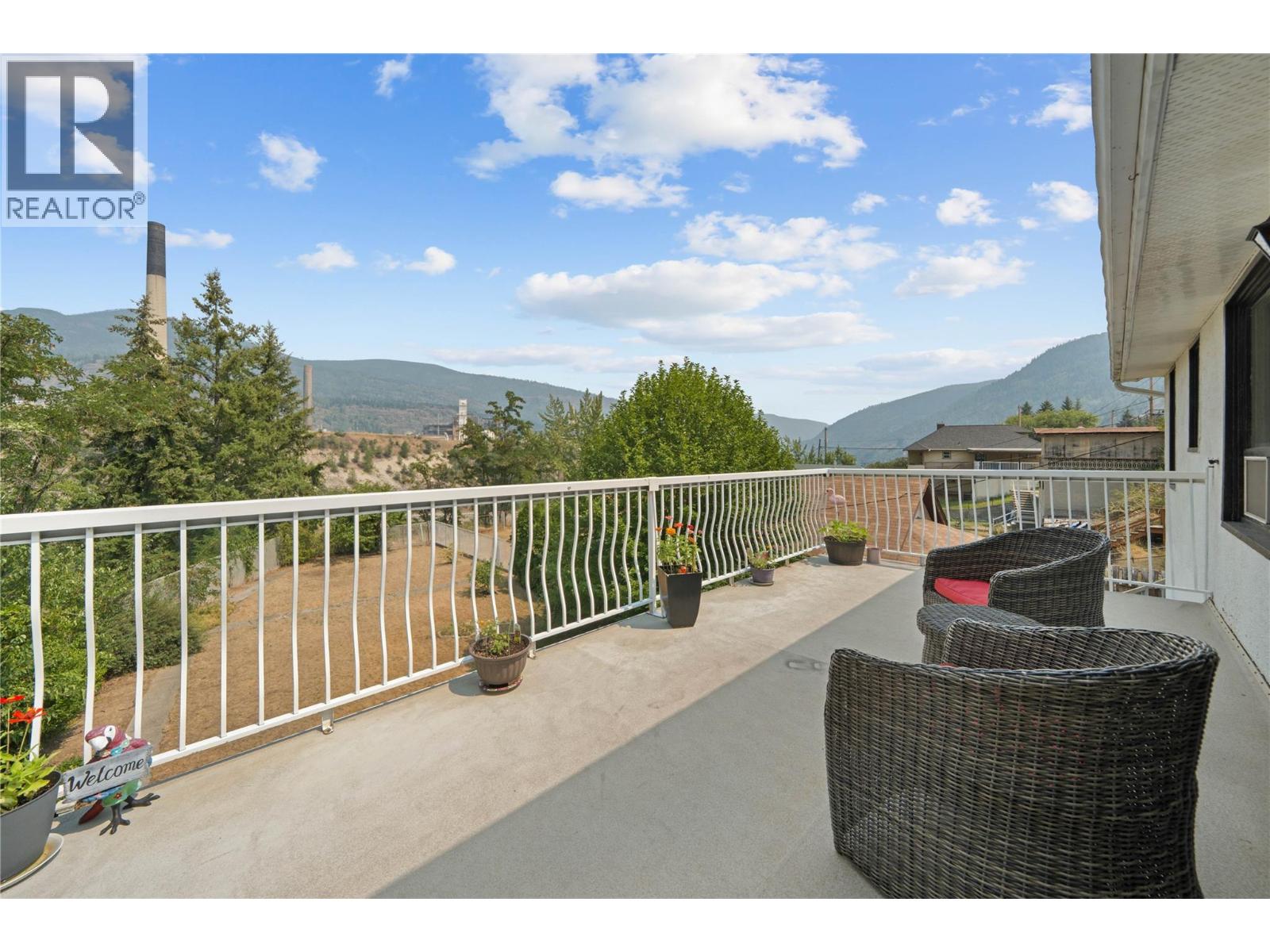 597 Binns Street, Trail, British Columbia  V1R 3L3 - Photo 10 - 10397271