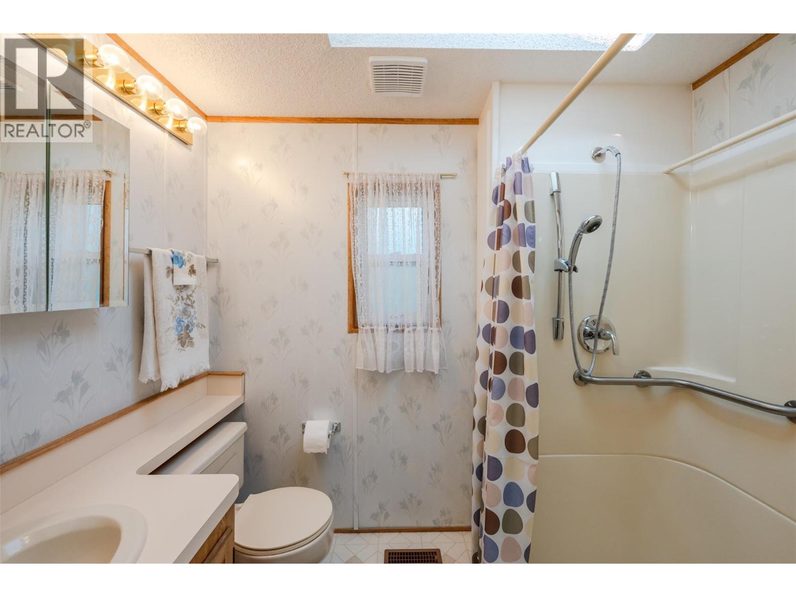 6778 Tucelnuit Drive Unit# 34, Oliver, British Columbia  V0H 1T3 - Photo 23 - 10397213
