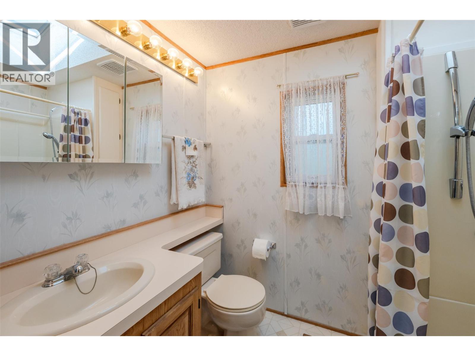 6778 Tucelnuit Drive Unit# 34, Oliver, British Columbia  V0H 1T3 - Photo 24 - 10397213