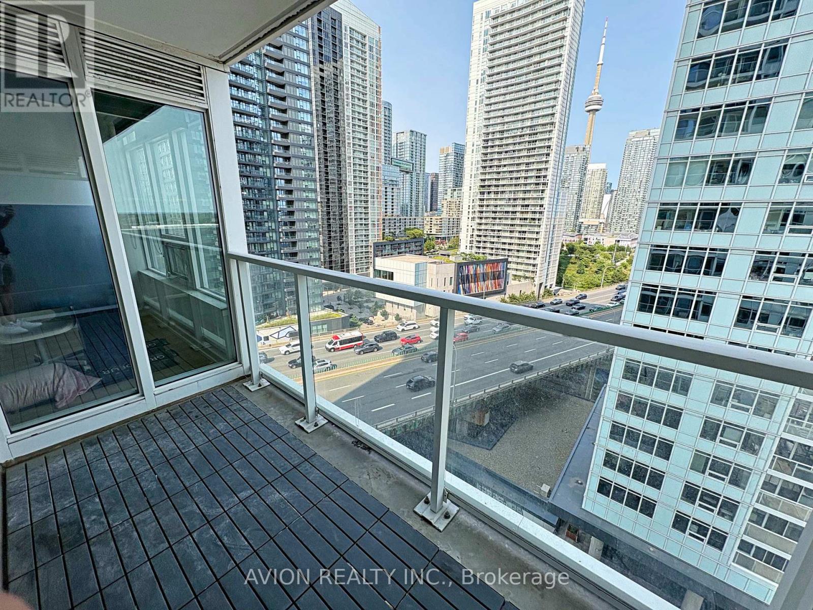 1609 - 19 Bathurst Street, Toronto, Ontario  M6A 2E1 - Photo 14 - C13657814