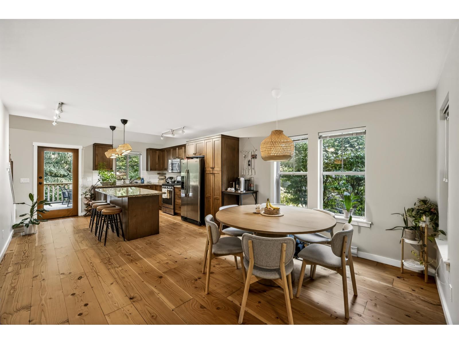 1812 Ravenwood Trail, Cultus Lake South, Lindell Beach, British Columbia  V2R 0E1 - Photo 10 - R3153415