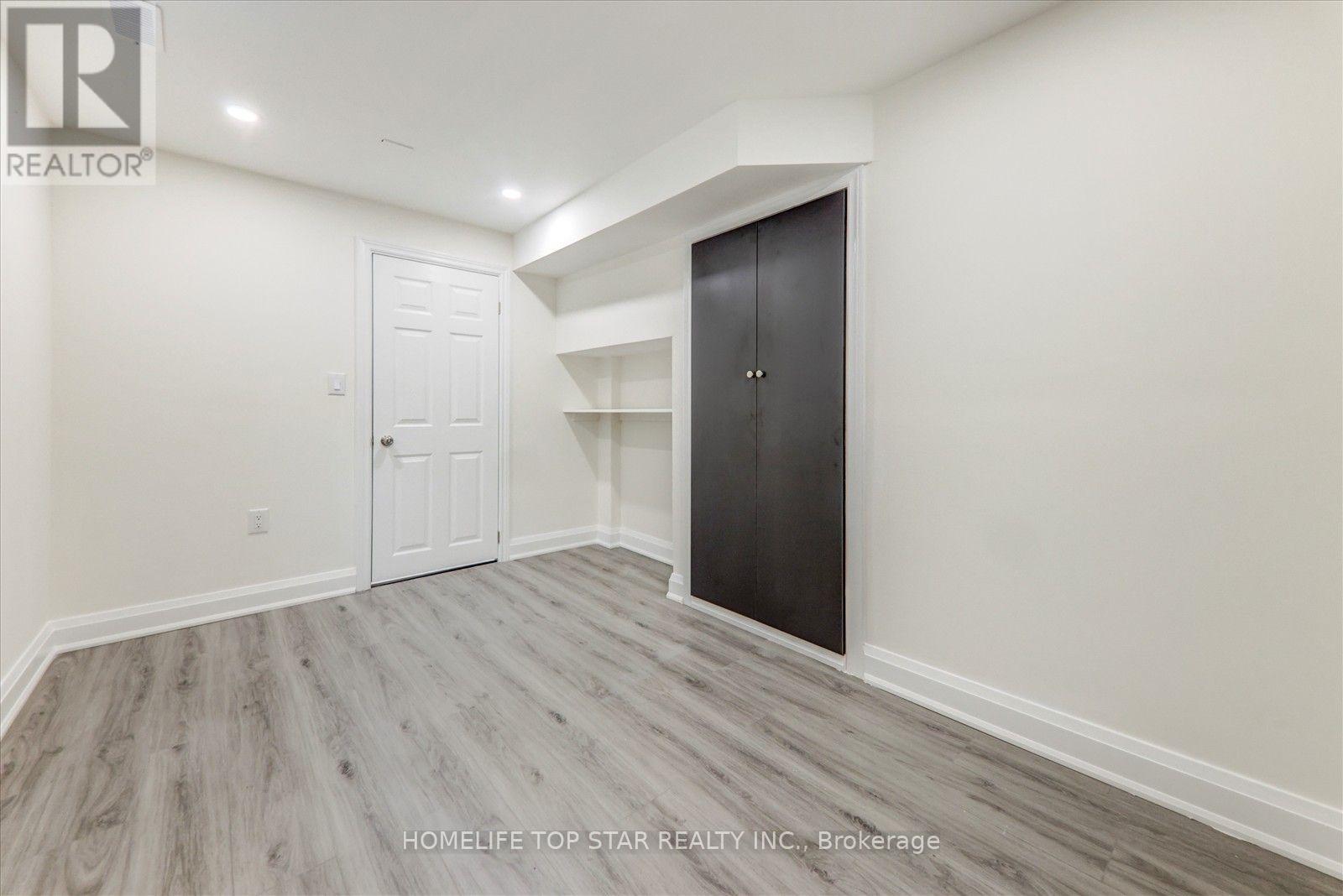 28 Willowbrook Drive, Whitby, Ontario  L1R 1S7 - Photo 7 - E13657810