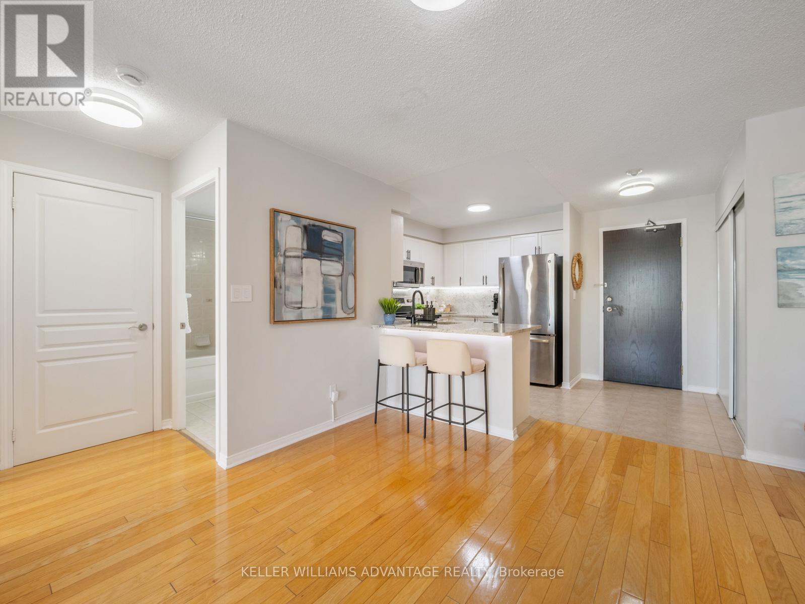424 - 1733 Queen Street E, Toronto, Ontario  M4L 6S9 - Photo 11 - E13657868