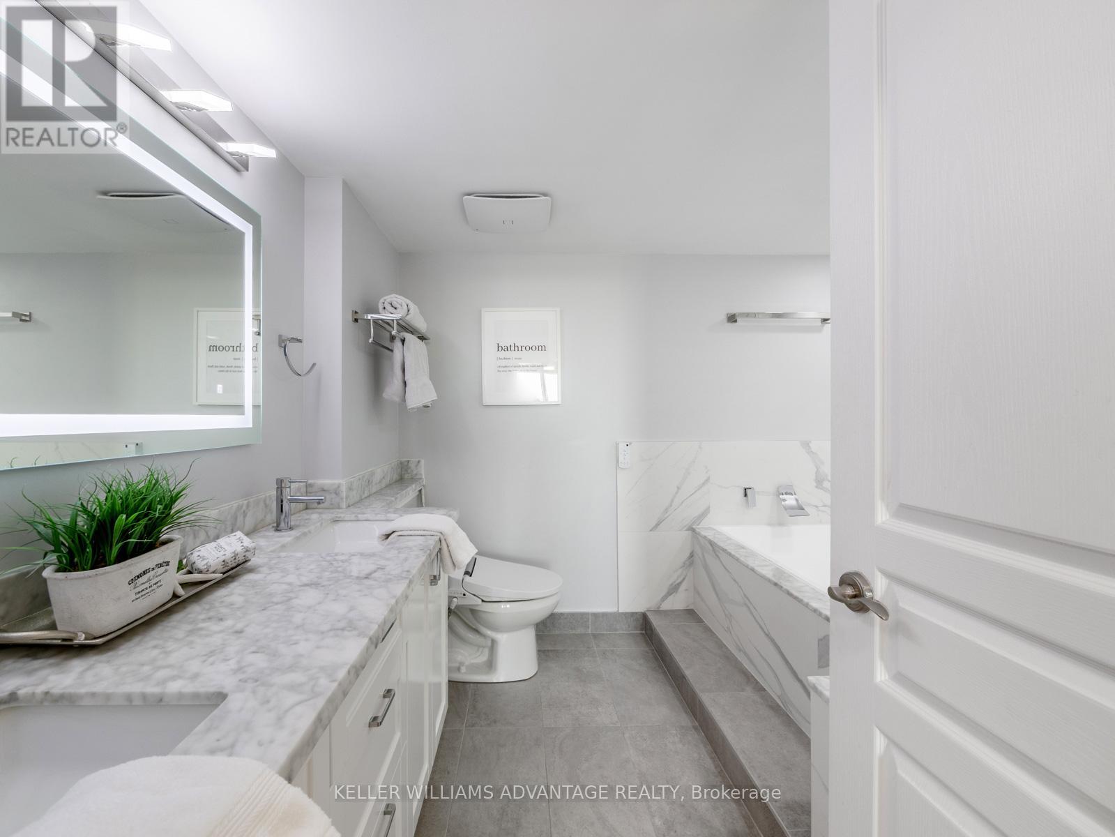 424 - 1733 Queen Street E, Toronto, Ontario  M4L 6S9 - Photo 21 - E13657868