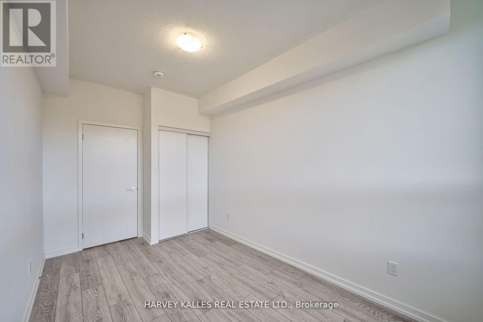 21 - 17 Lytham Green Circle, Newmarket, Ontario L3Y 0H4 - Photo 31 - N13657774