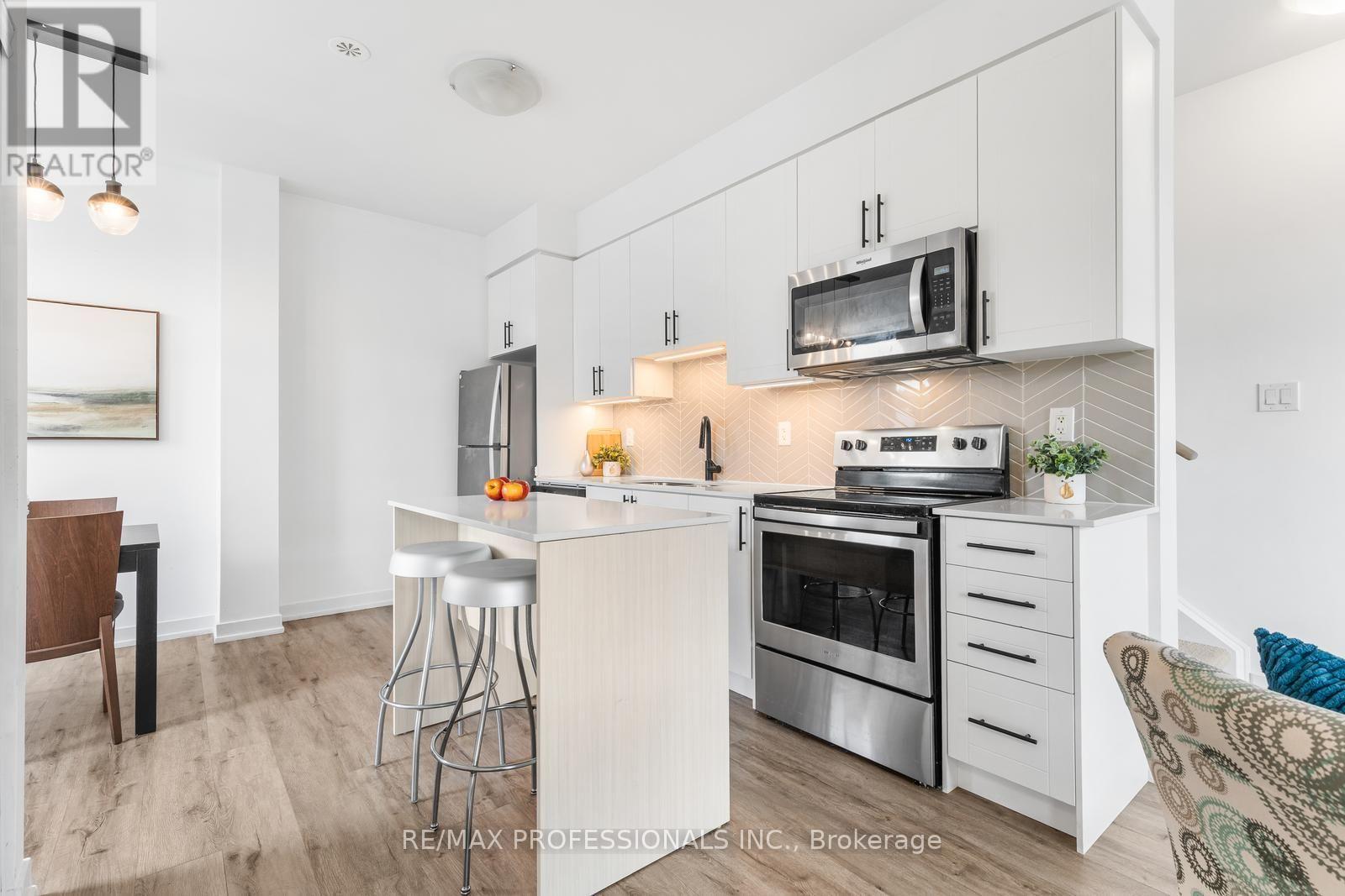 1 Lochlin Street, Vaughan, Ontario  L4L 0M1 - Photo 7 - N13657788