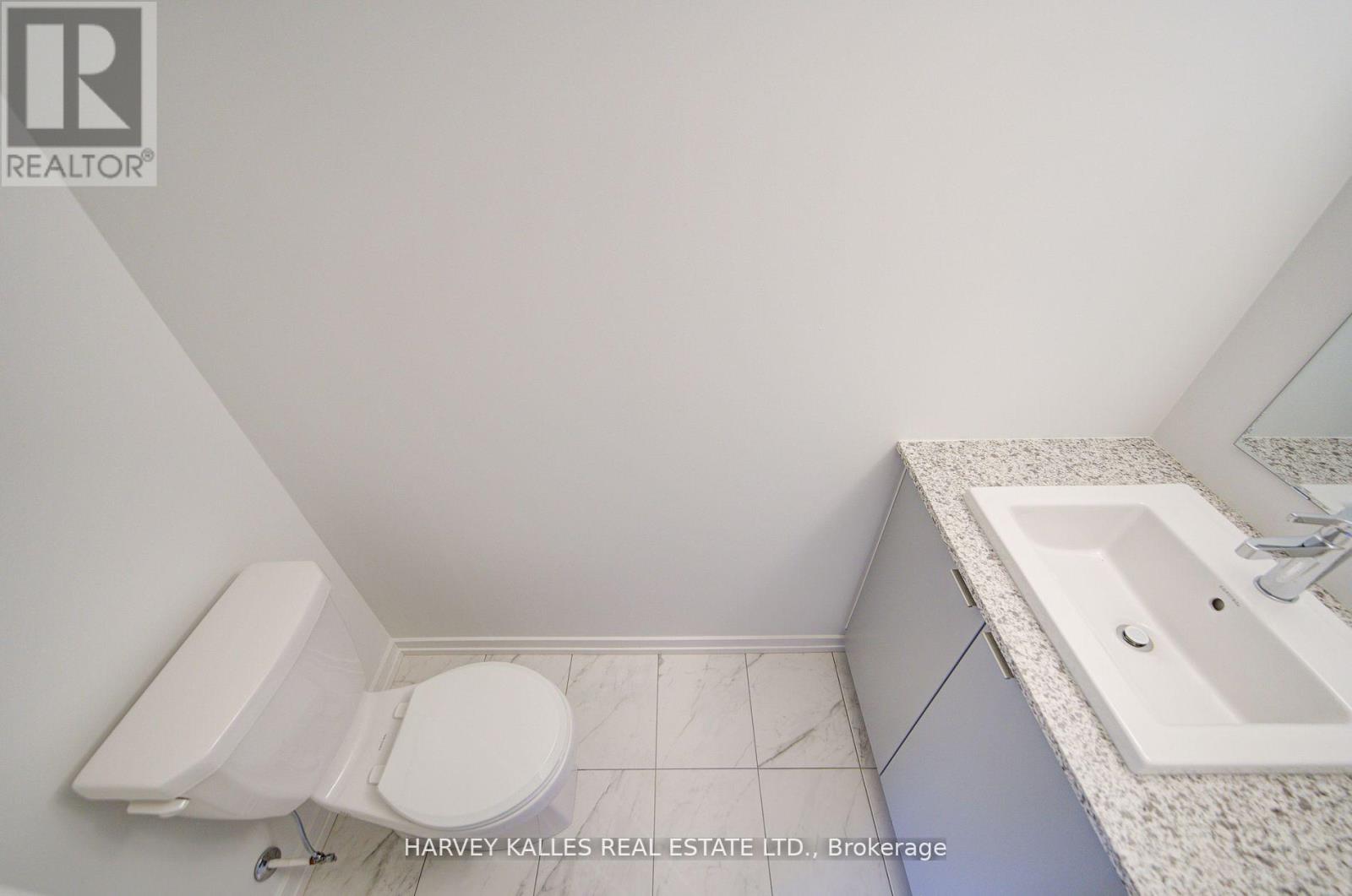 28 - 18 Lytham Green Circle, Newmarket, Ontario L3Y 0H4 - Photo 15 - N13657794