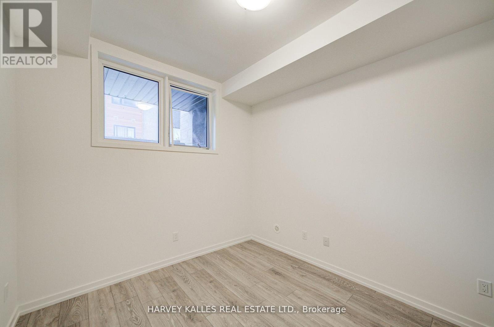 28 - 18 Lytham Green Circle, Newmarket, Ontario L3Y 0H4 - Photo 24 - N13657794