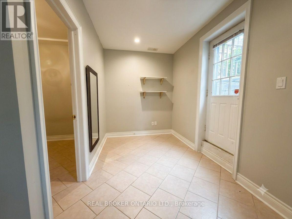 Lower - 5 Twinberry Crescent, Vaughan, Ontario  L4L 3X5 - Photo 13 - N13657808