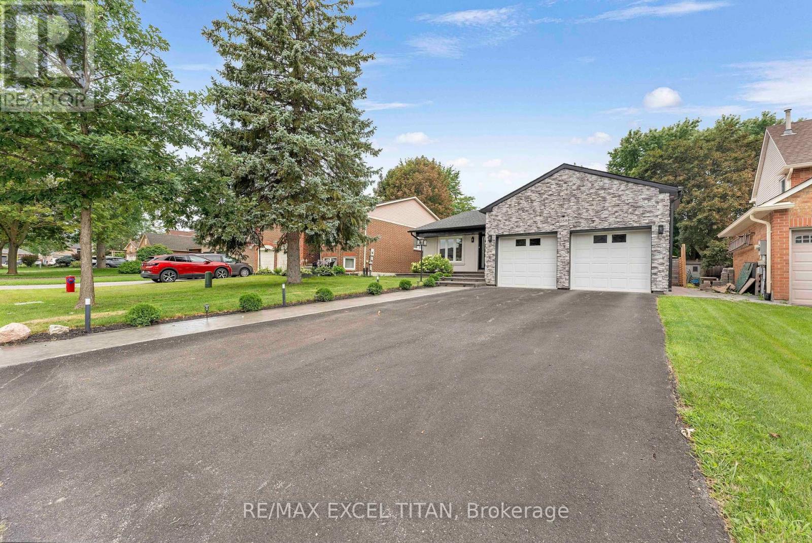 258 Glenway Circle, Newmarket, Ontario  L3Y 7S7 - Photo 47 - N13657838