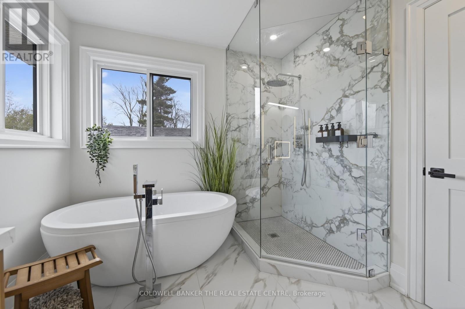 684 Lakelands Avenue, Innisfil, Ontario  L9S 4E6 - Photo 28 - N13657916