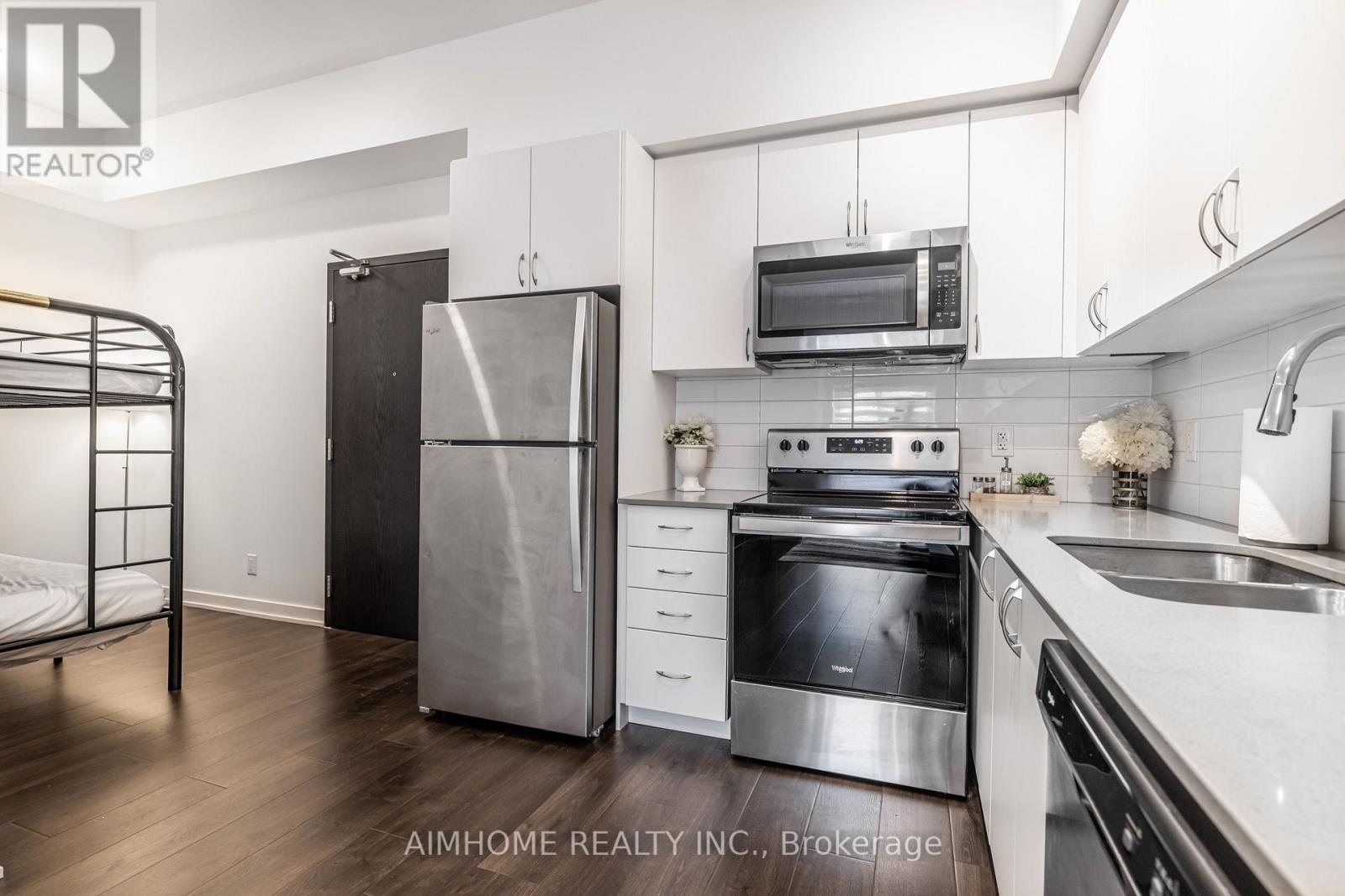 1203 - 56 Lakeside Terrace, Barrie, Ontario  L4M 0L4 - Photo 6 - S13657872