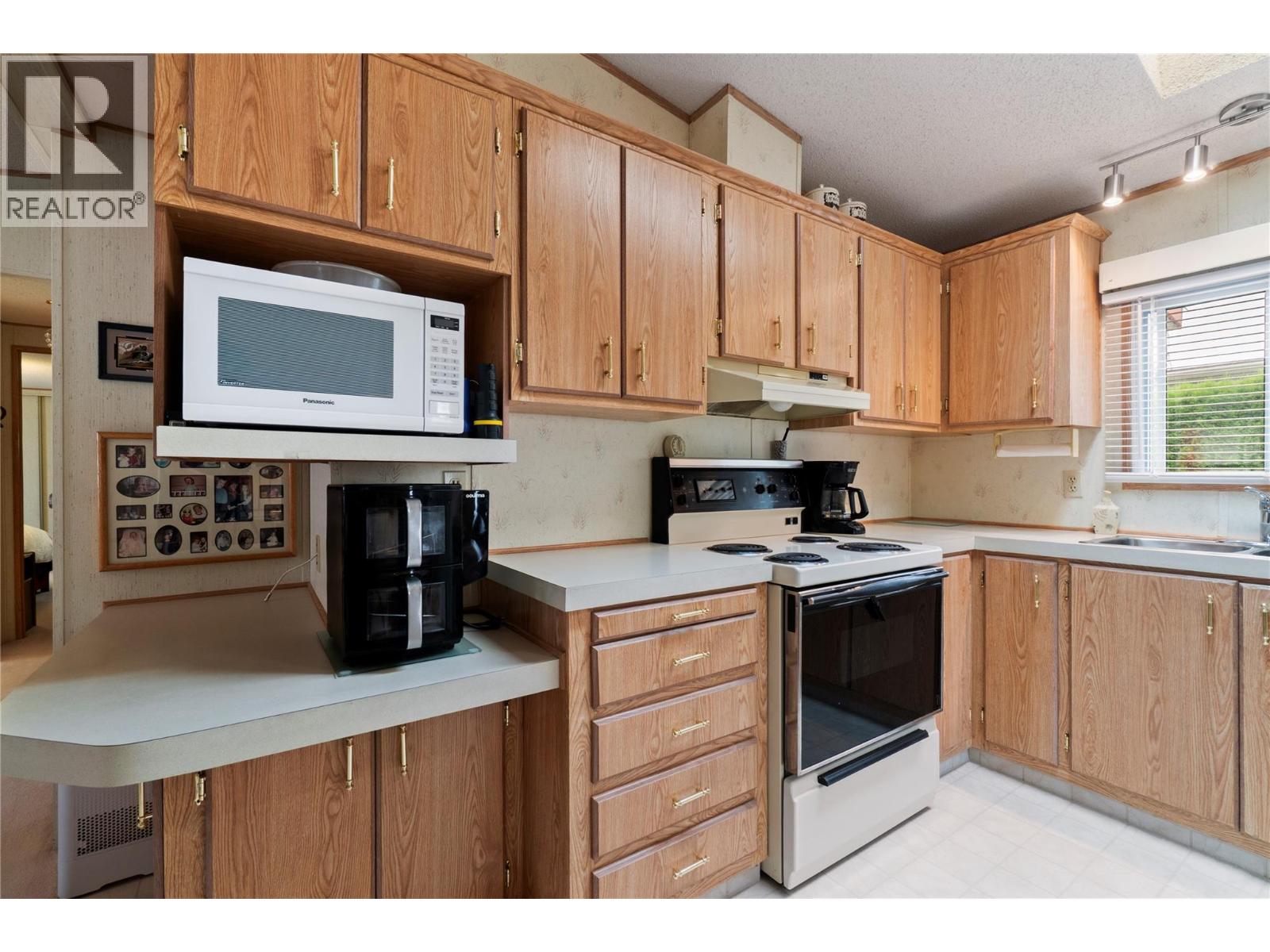1361 30 Street SE Unit# 26, Salmon Arm, British Columbia  V1E 2N4 - Photo 10 - 10396911