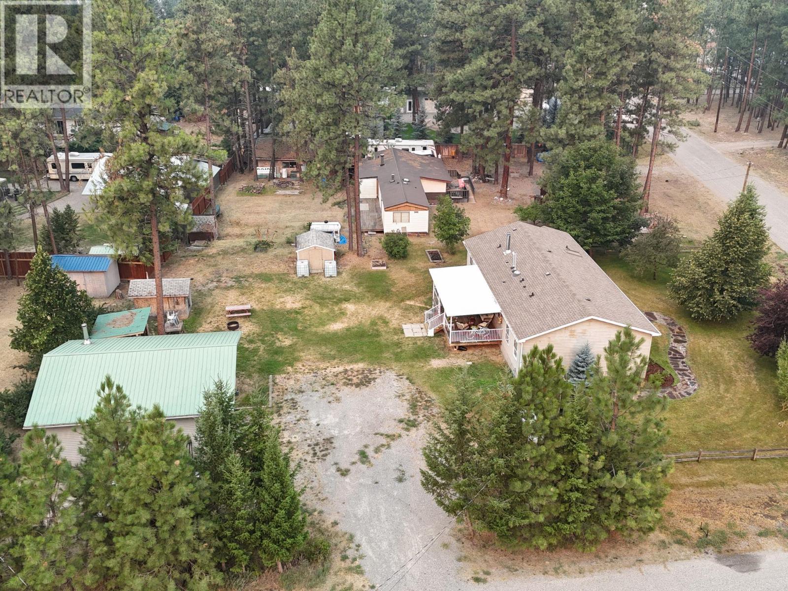 6311 Ash Road, Wasa, British Columbia  V0B 2K0 - Photo 39 - 10396955