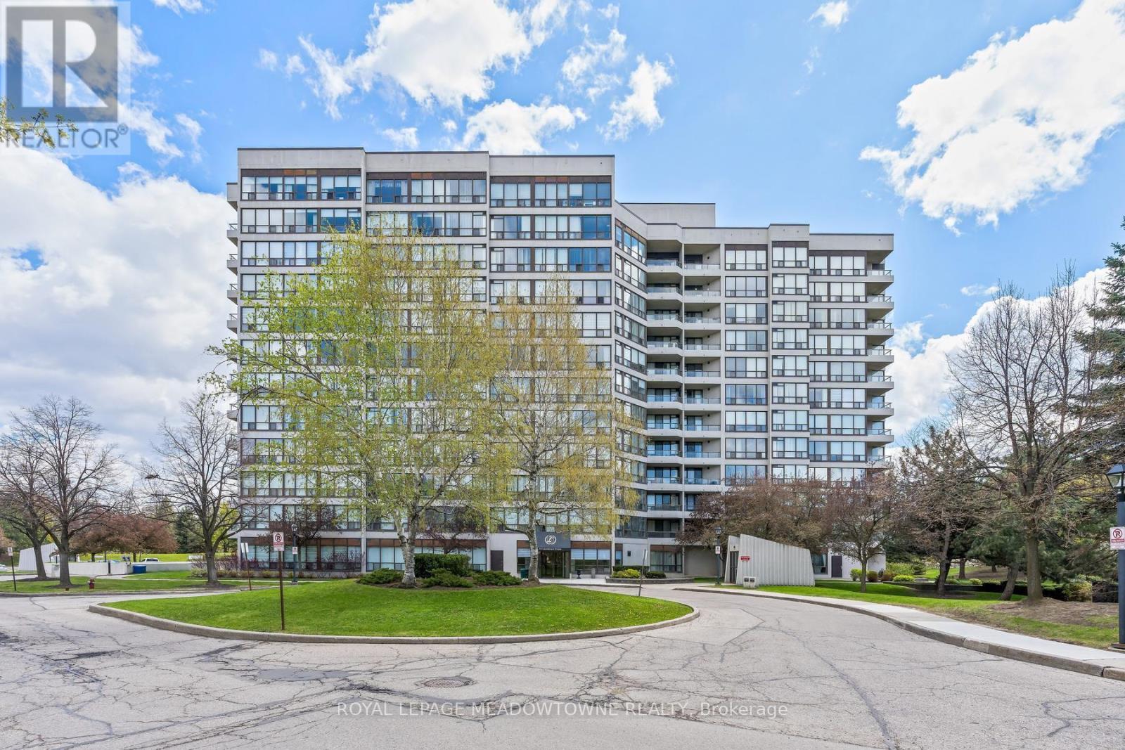 104 - 10 LAURELCREST STREET, Brampton, Ontario