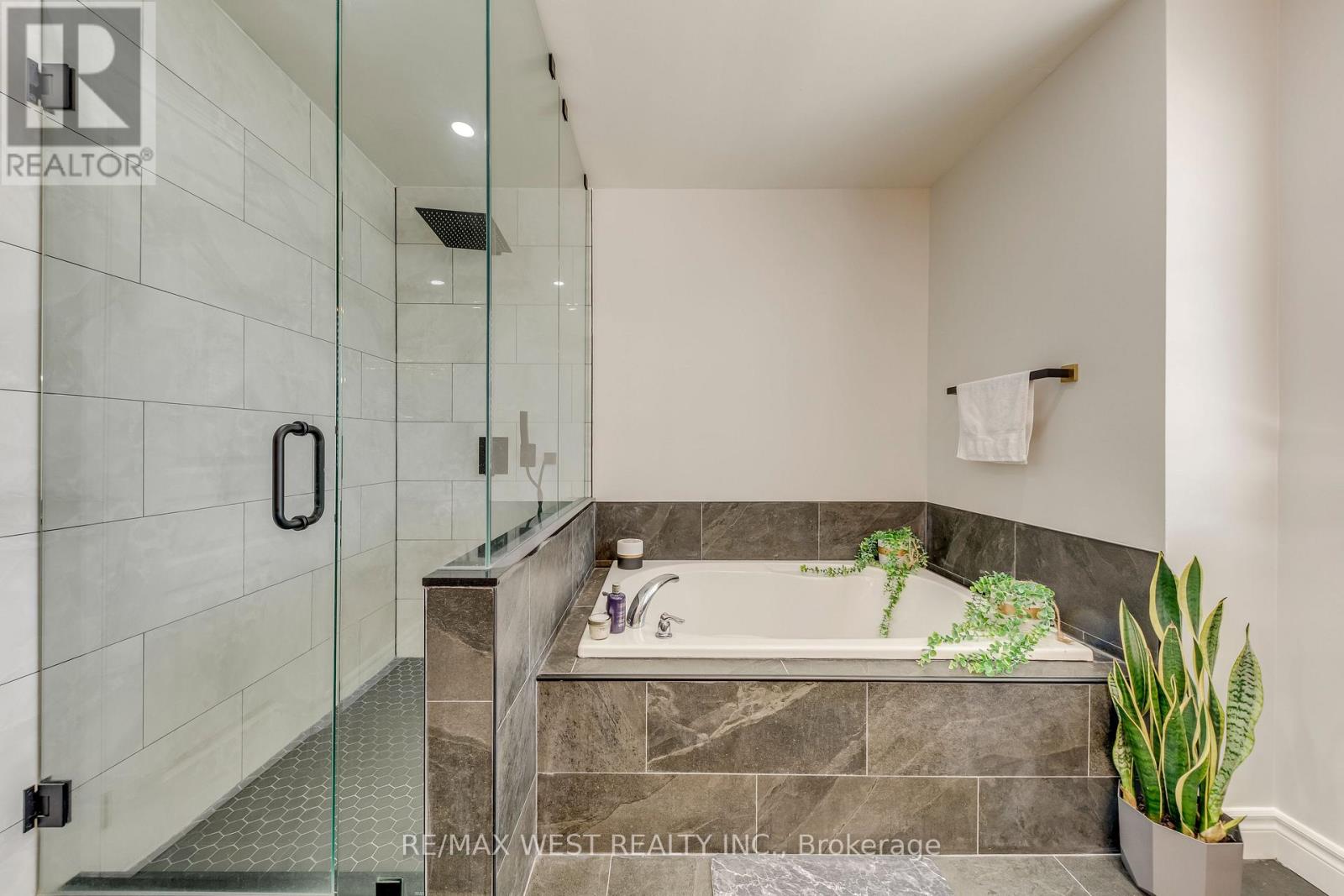 1 Avedisian Street, Brantford, Ontario  N3T 0A5 - Photo 25 - X13657924