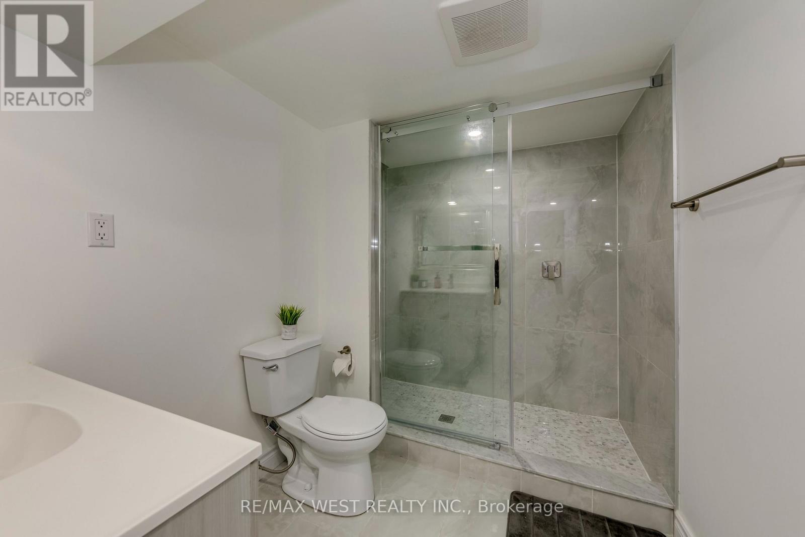 1 Avedisian Street, Brantford, Ontario  N3T 0A5 - Photo 39 - X13657924