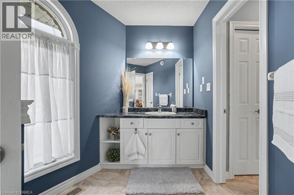 8 Upton Court, Ayr, Ontario  N0B 1E0 - Photo 18 - 40854513