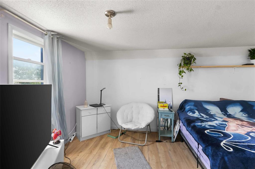 756 Mccalman Avenue, Winnipeg, Manitoba R2L 1G7 - Photo 23 - 202619979