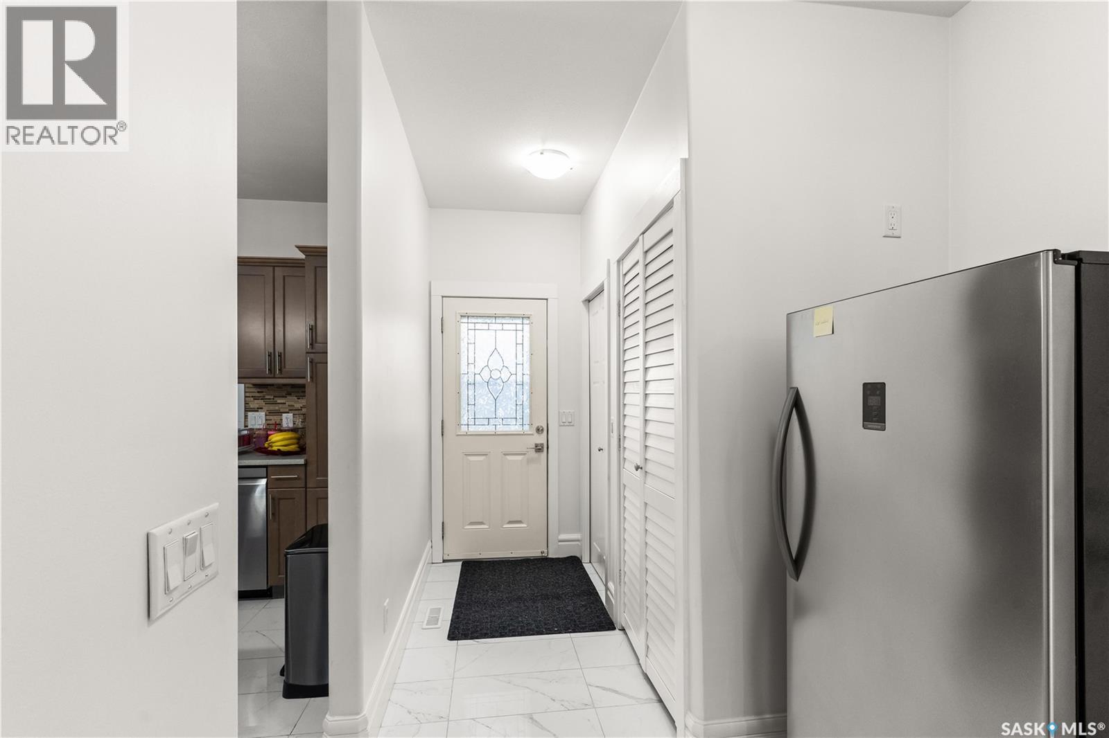 230 Wyant Lane, Saskatoon, Saskatchewan  S7S 1N1 - Photo 7 - SK045130