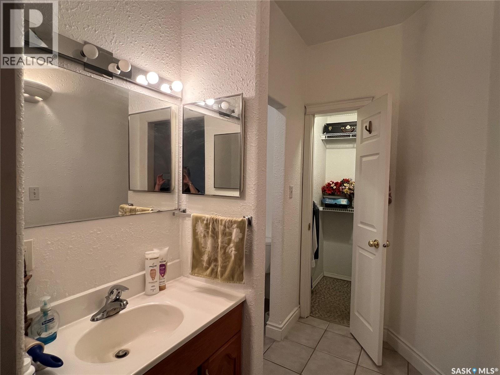1 501 Centre Street, Meadow Lake, Saskatchewan S9X 1E5 - Photo 13 - SK045128