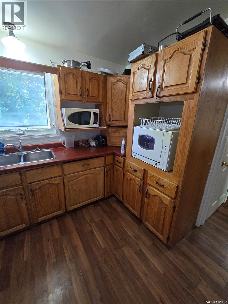 618 3rd Street Se, Weyburn, Saskatchewan  S4H 2E1 - Photo 11 - SK045123