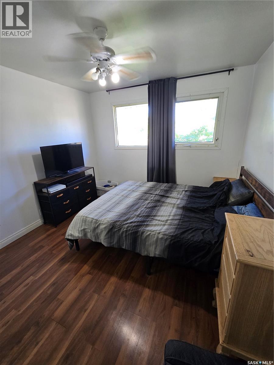 618 3rd Street Se, Weyburn, Saskatchewan  S4H 2E1 - Photo 14 - SK045123