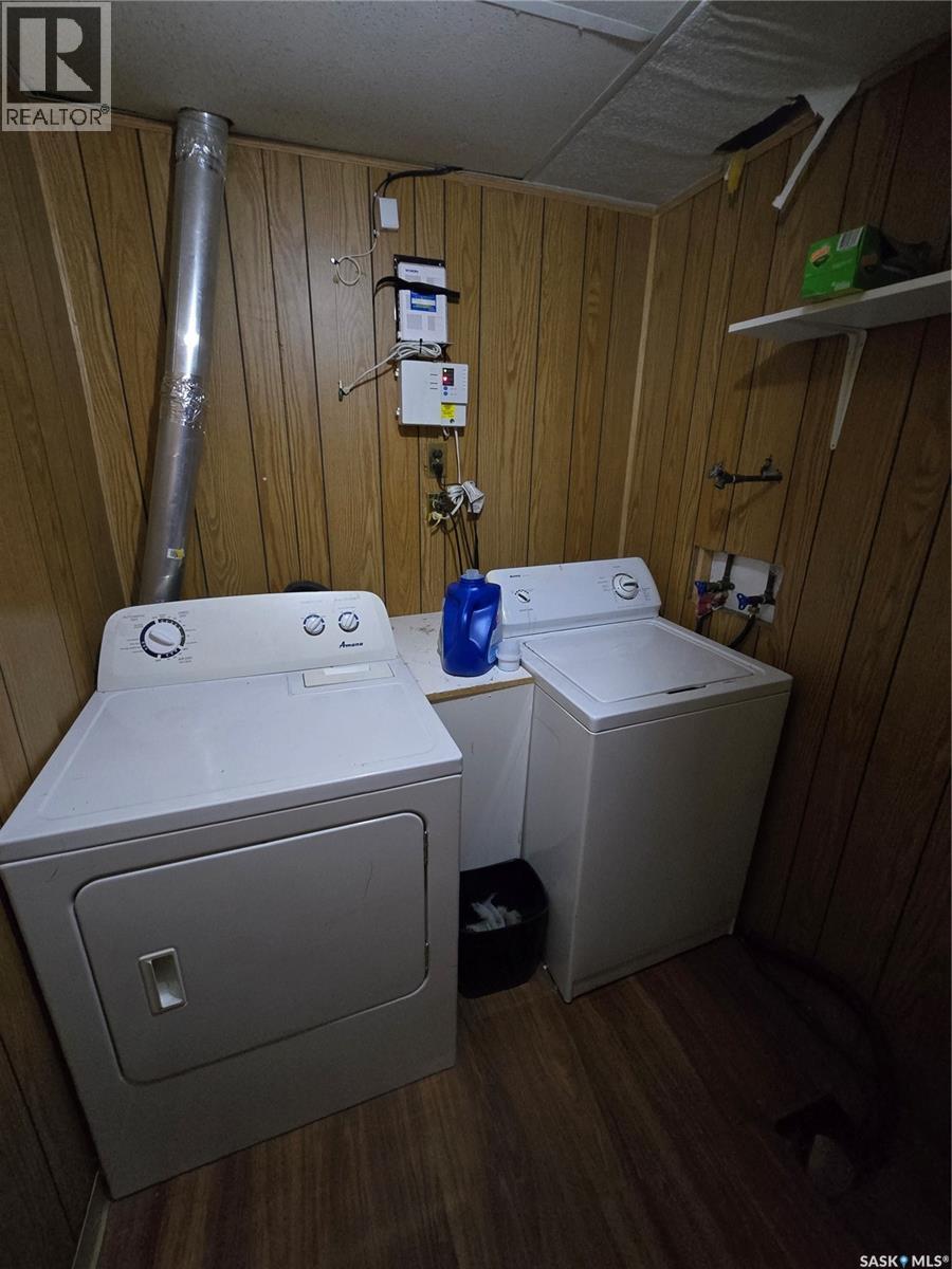 618 3rd Street Se, Weyburn, Saskatchewan  S4H 2E1 - Photo 24 - SK045123