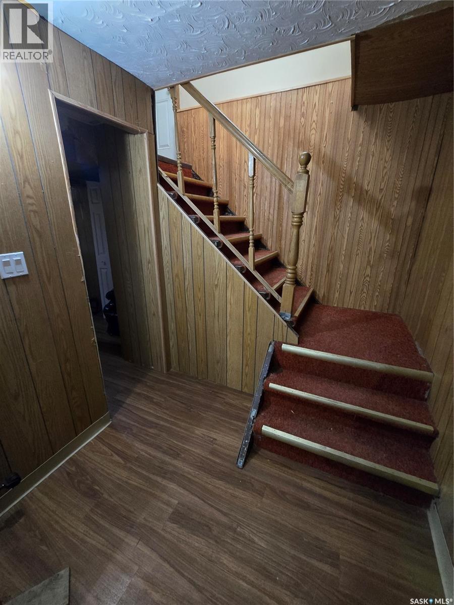 618 3rd Street Se, Weyburn, Saskatchewan  S4H 2E1 - Photo 25 - SK045123