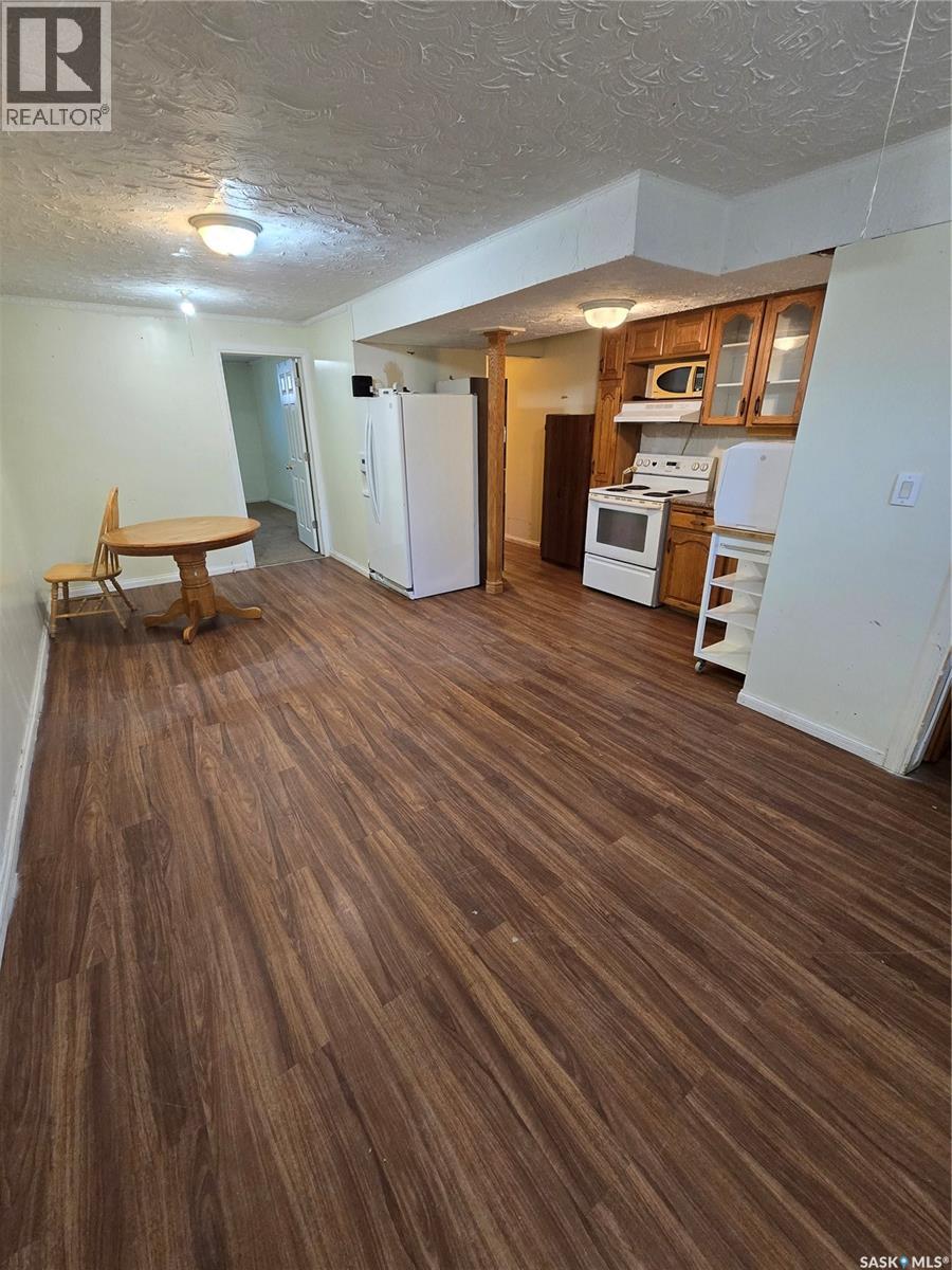 618 3rd Street Se, Weyburn, Saskatchewan  S4H 2E1 - Photo 27 - SK045123
