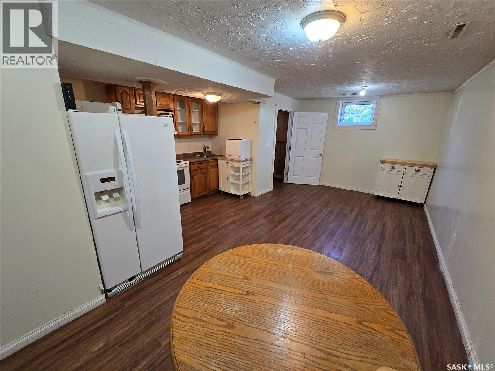 618 3rd Street Se, Weyburn, Saskatchewan  S4H 2E1 - Photo 29 - SK045123