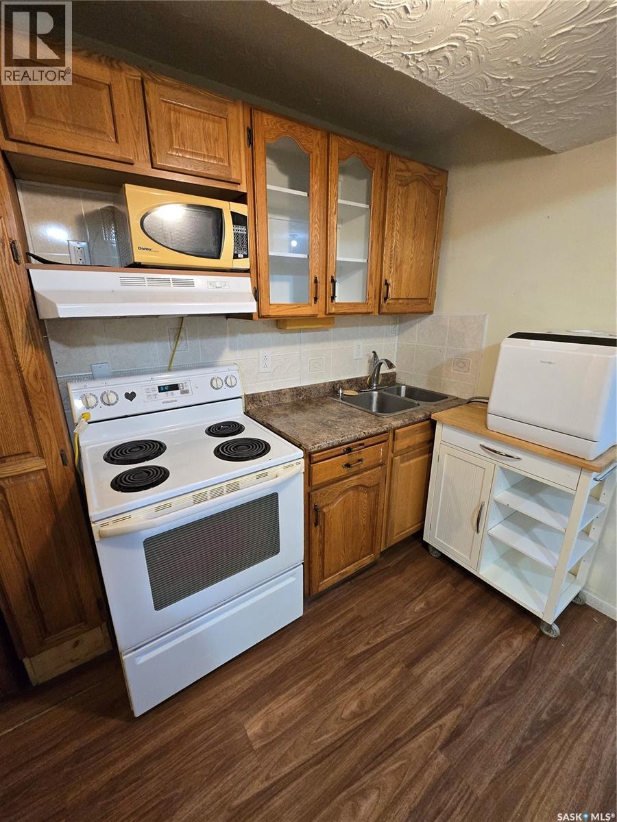 618 3rd Street Se, Weyburn, Saskatchewan  S4H 2E1 - Photo 31 - SK045123