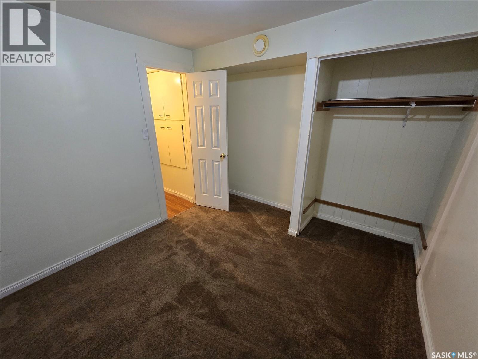 618 3rd Street Se, Weyburn, Saskatchewan  S4H 2E1 - Photo 35 - SK045123