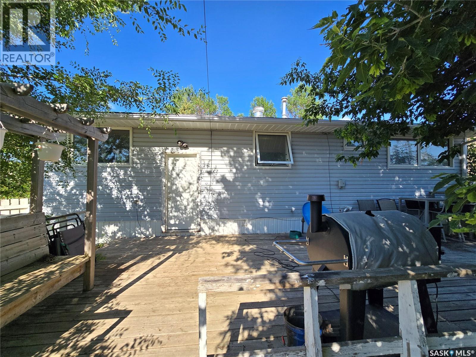 618 3rd Street Se, Weyburn, Saskatchewan  S4H 2E1 - Photo 42 - SK045123