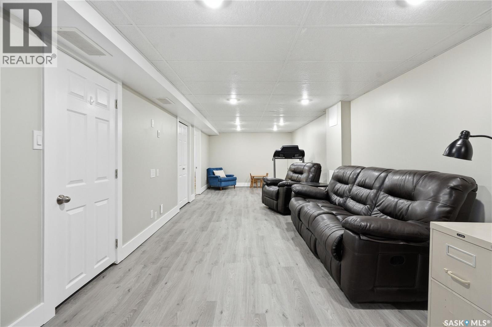 122 Montreal Avenue S, Saskatoon, Saskatchewan  S7M 3K8 - Photo 29 - SK045106