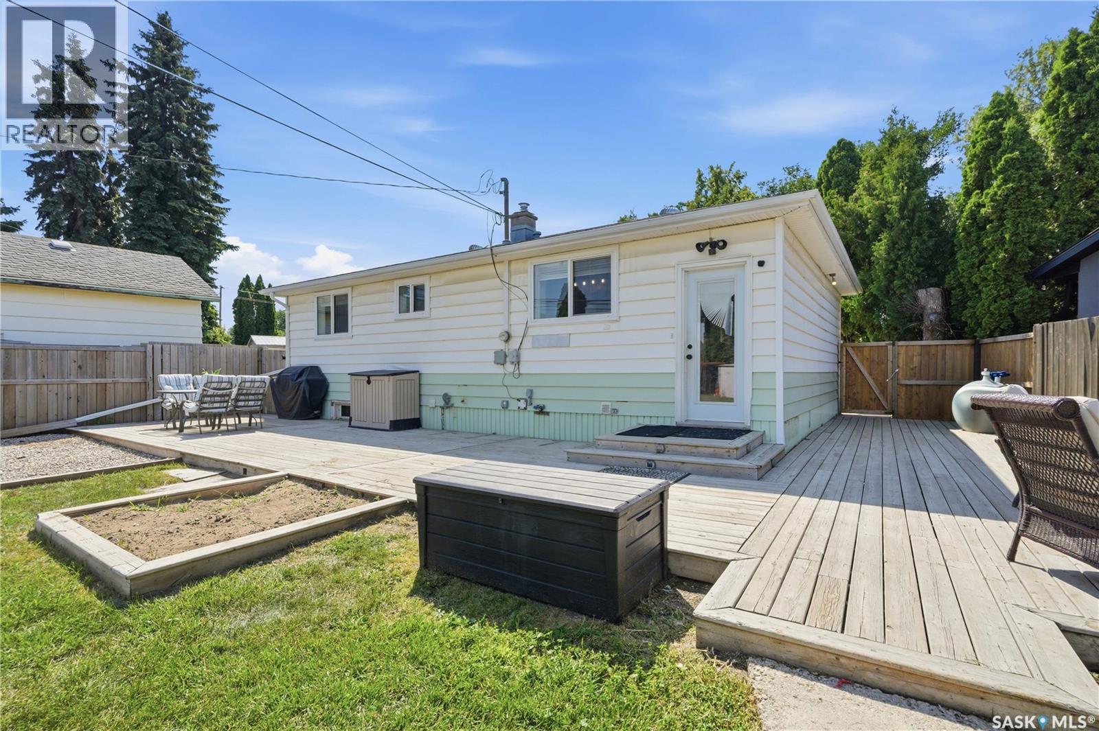 122 Montreal Avenue S, Saskatoon, Saskatchewan  S7M 3K8 - Photo 39 - SK045106