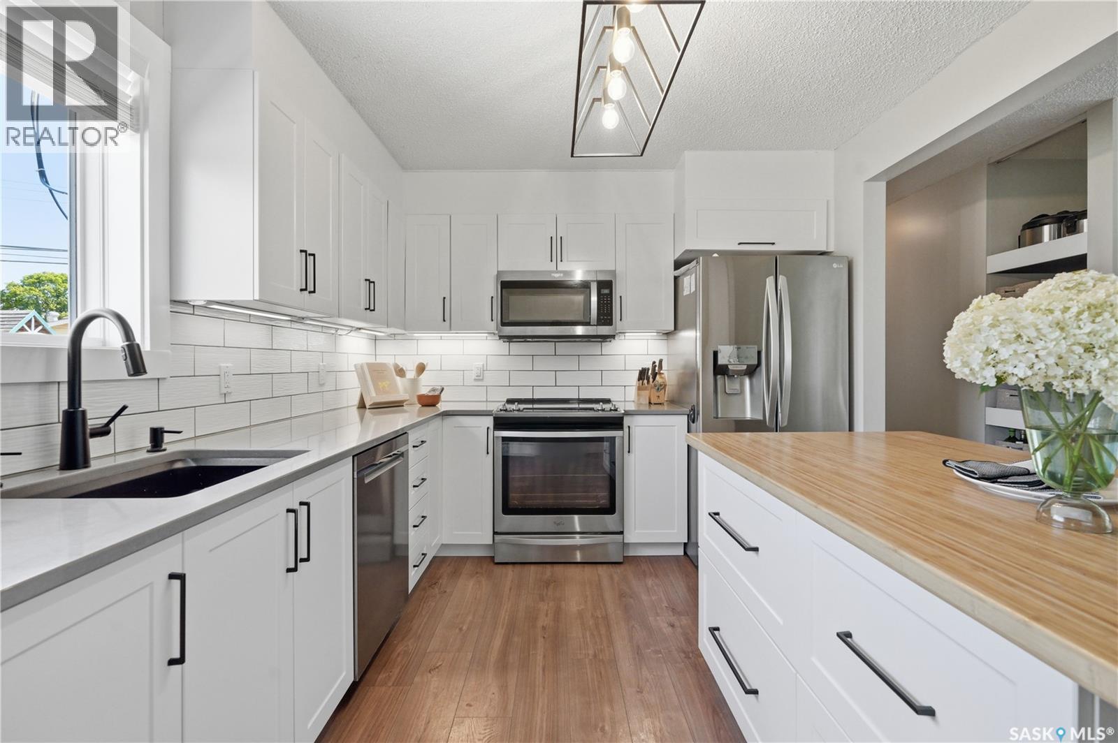 122 Montreal Avenue S, Saskatoon, Saskatchewan  S7M 3K8 - Photo 8 - SK045106