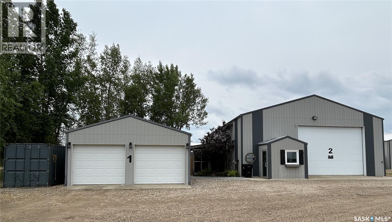 1 And #2 103 Industrial Drive, Bienfait, Saskatchewan  S0C 0M0 - Photo 1 - SK045073
