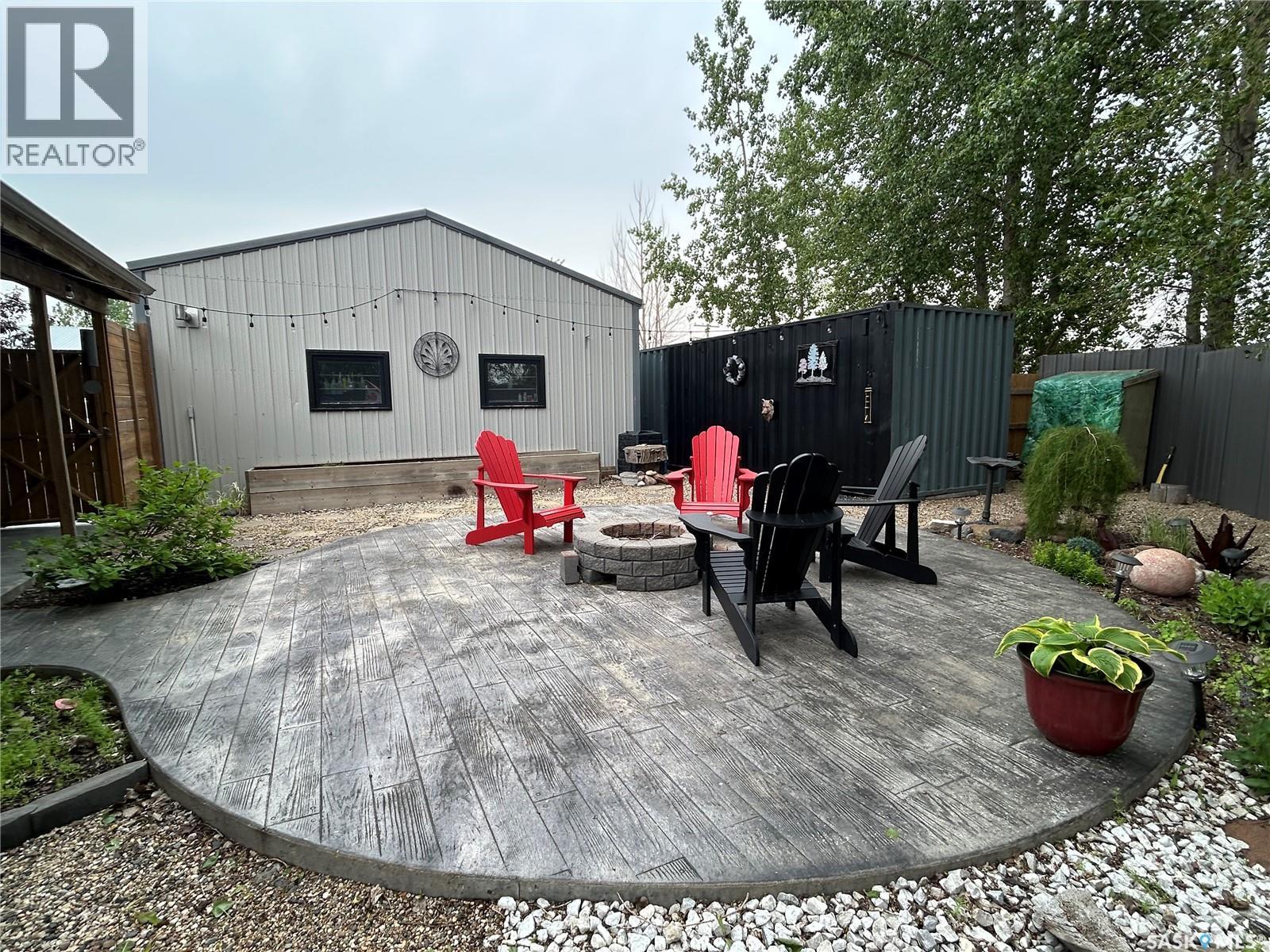 1 And #2 103 Industrial Drive, Bienfait, Saskatchewan  S0C 0M0 - Photo 2 - SK045073