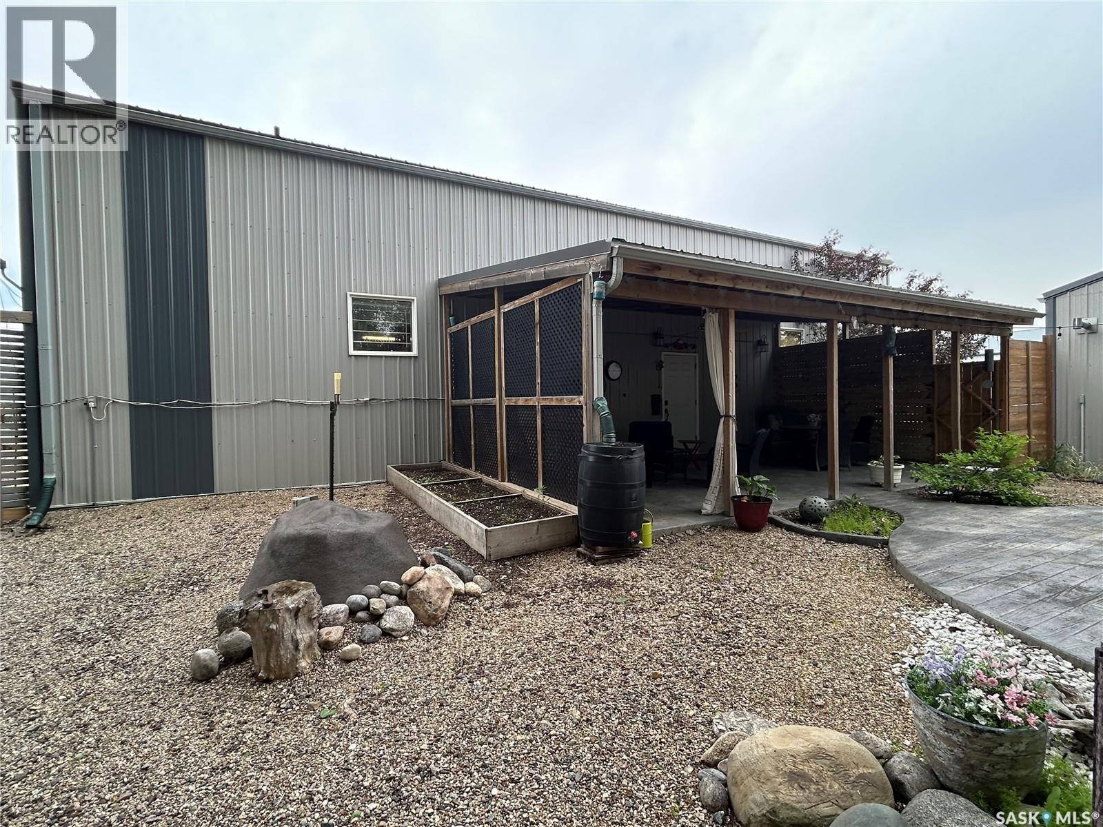 1 And #2 103 Industrial Drive, Bienfait, Saskatchewan  S0C 0M0 - Photo 4 - SK045073