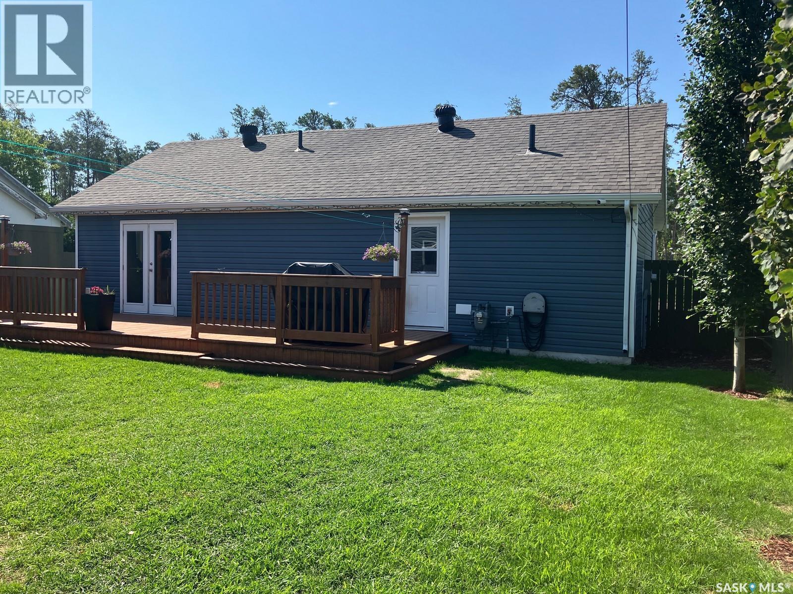 709 6th Avenue W, Nipawin, Saskatchewan  S0E 1E0 - Photo 5 - SK045045