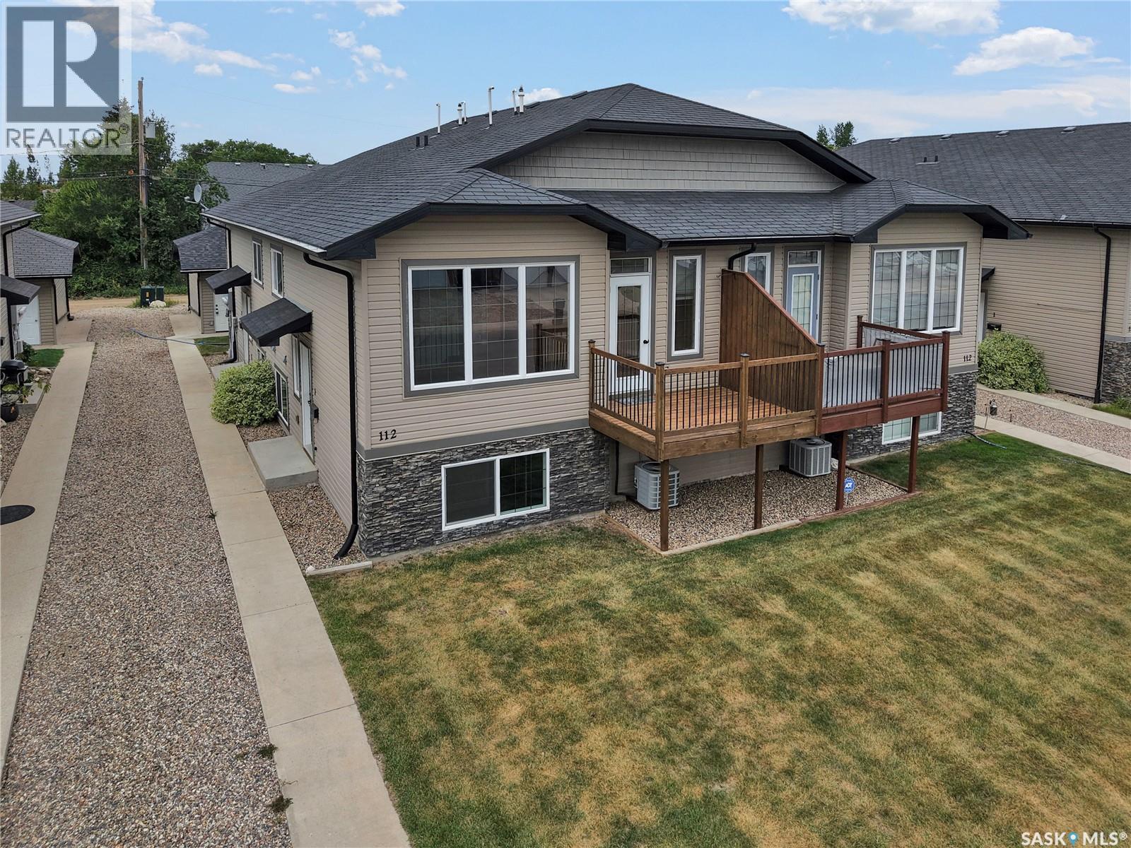 1 112 Hiebert Crescent, Martensville, Saskatchewan  S0K 2T2 - Photo 1 - SK044975