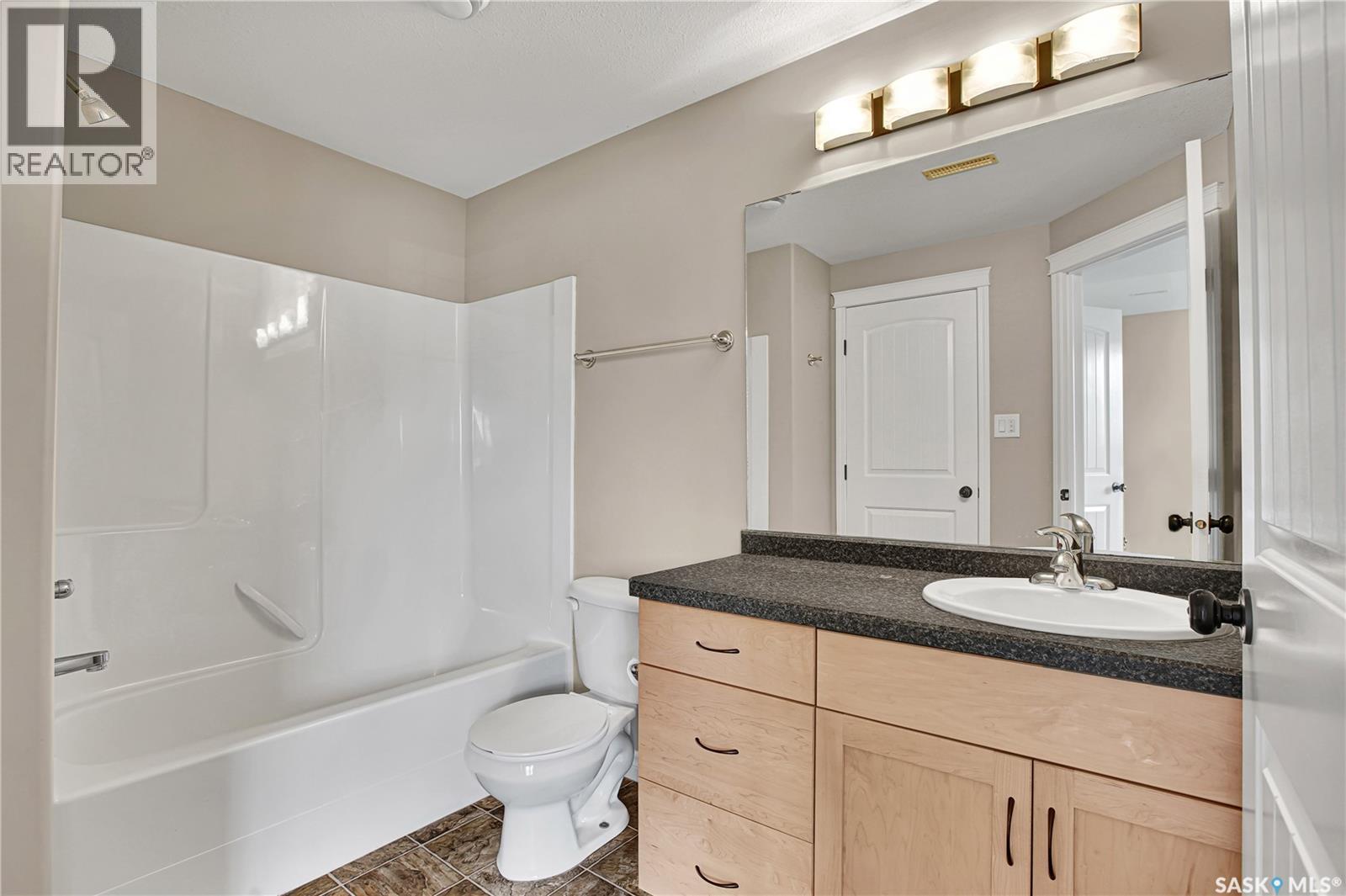 1 112 Hiebert Crescent, Martensville, Saskatchewan  S0K 2T2 - Photo 18 - SK044975