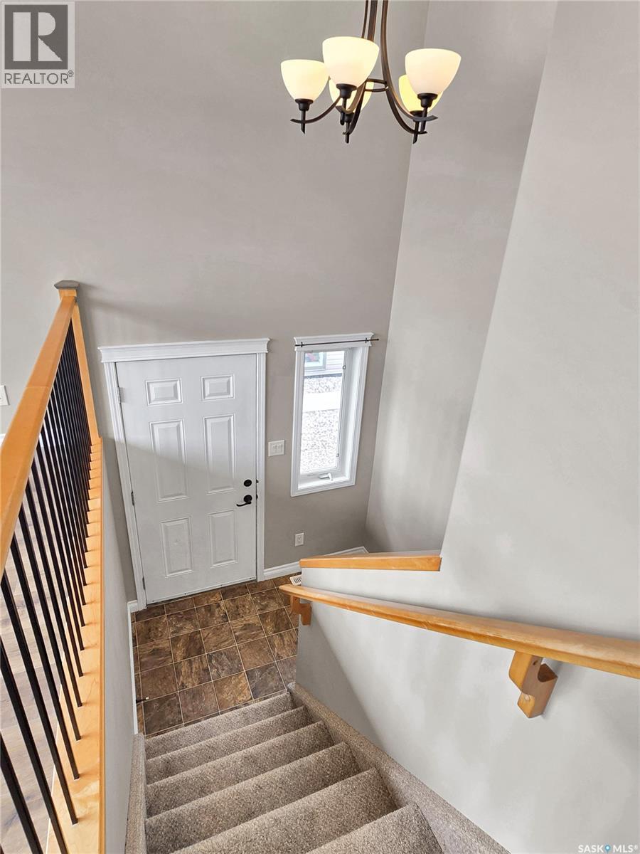 1 112 Hiebert Crescent, Martensville, Saskatchewan  S0K 2T2 - Photo 2 - SK044975