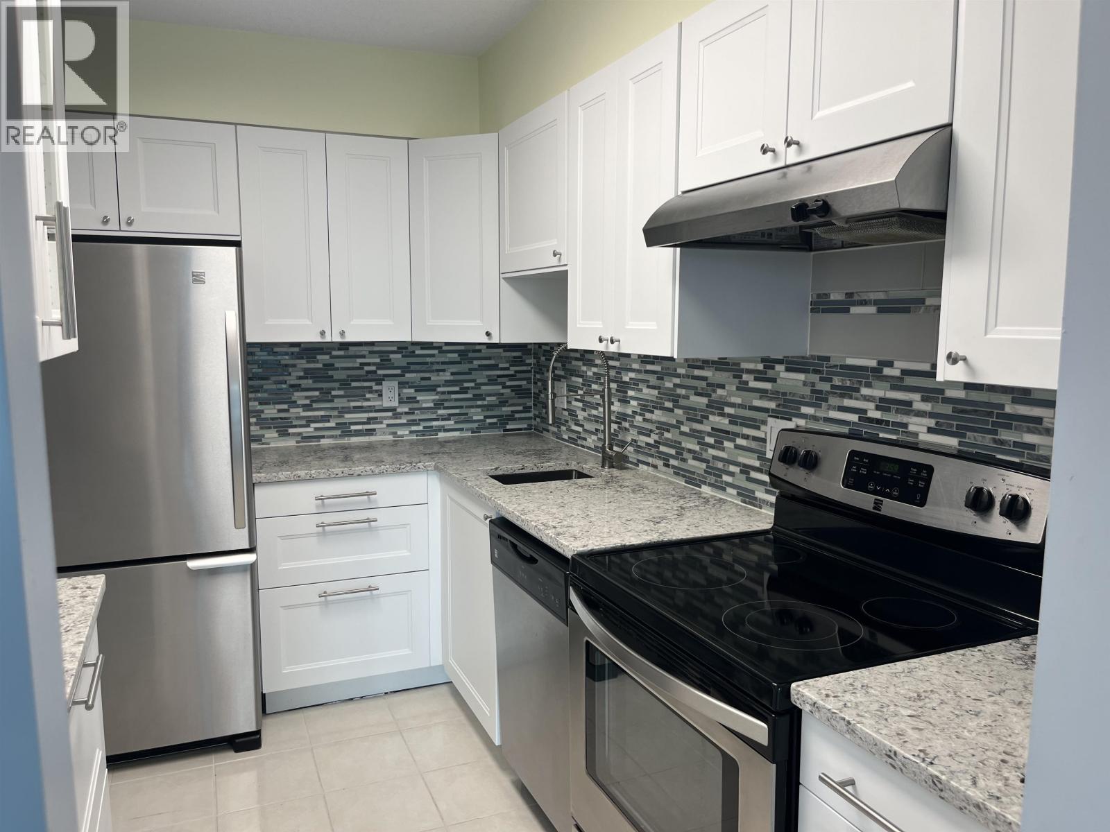 1105 5833 Wilson Avenue, Burnaby, British Columbia V5H 4R8 - Photo 4 - R3153720