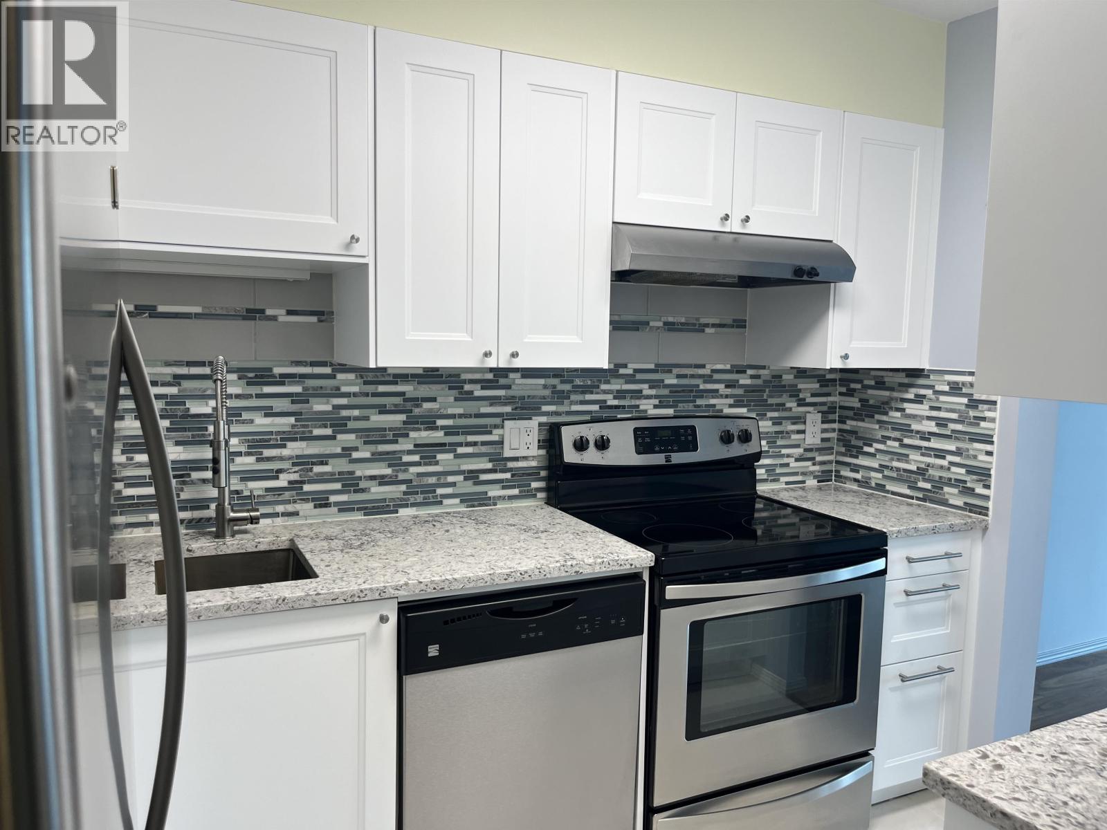 1105 5833 Wilson Avenue, Burnaby, British Columbia V5H 4R8 - Photo 3 - R3153720