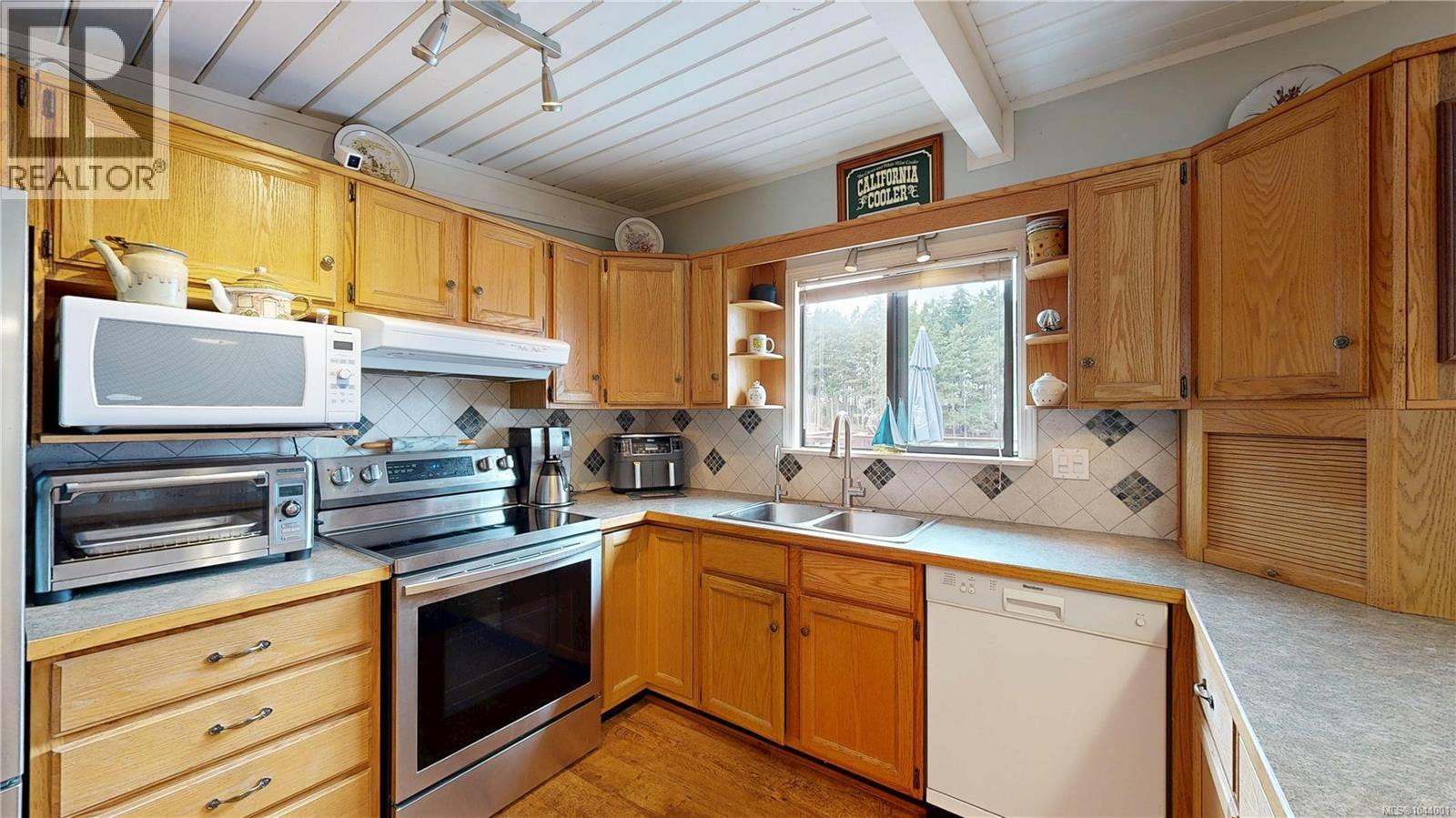 109 Malaspina Dr, Gabriola Island, British Columbia  V0R 1X1 - Photo 9 - 1044001